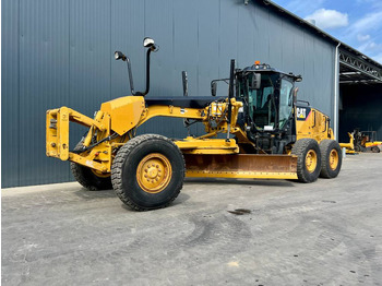 Грейдер CATERPILLAR 140M