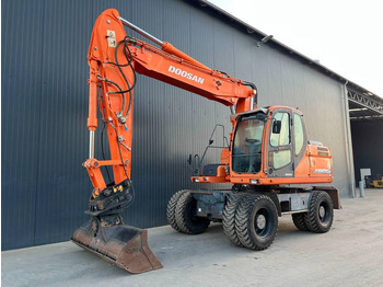 Колёсный экскаватор DOOSAN DX170W