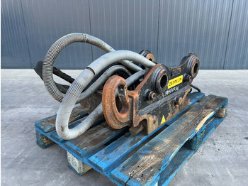 : фото в шапке страницы