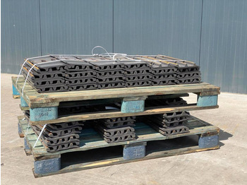Новый Рама/ Шасси для Строительной техники Volvo EC140 Shoes: фото 3