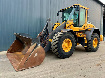 Колёсный погрузчик VOLVO L90H