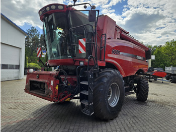 Зерноуборочный комбайн CASE IH