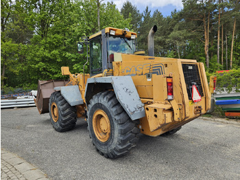 Колёсный погрузчик Case 821 C: фото 5