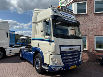 Тягач DAF CF 410
