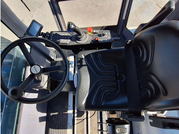 Пневмоколесный каток DYNAPAC CP1200W: фото 4 Пневмоколесный каток DYNAPAC CP1200W: фото 4