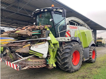Кормоуборочный комбайн CLAAS Jaguar 940