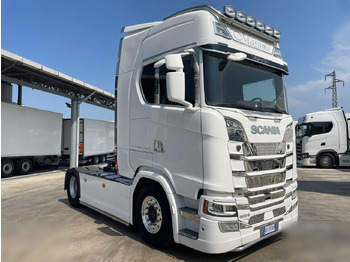 Тягач SCANIA S 500