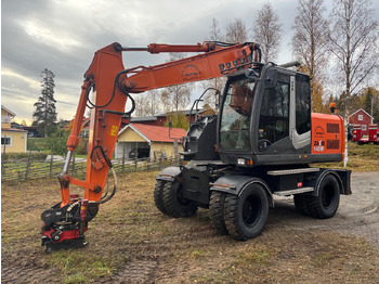 Экскаватор HITACHI ZX140W-3