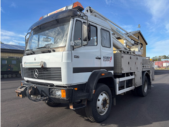 Грузовик MERCEDES-BENZ