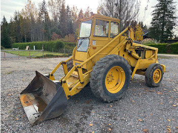 Колёсный погрузчик VOLVO