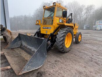 Колёсный погрузчик VOLVO