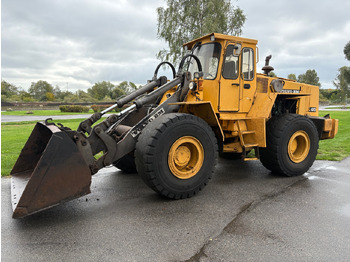 Колёсный погрузчик VOLVO L120