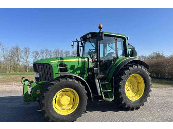 Трактор JOHN DEERE 6830