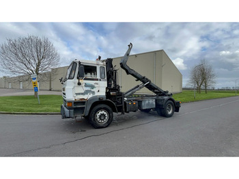 : фото в шапке страницы