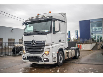 Тягач MERCEDES-BENZ Actros 1845