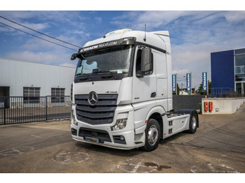 Тягач MERCEDES-BENZ Actros 1845