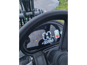 Колёсный погрузчик WCM