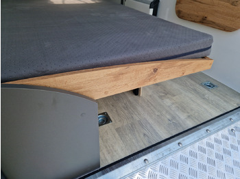 Прицеп дача Koffer Camp TFS ST 320.01 320x150x180cm Premium Rampe Seitentür Fenster Bett 1300kg 100km/H: фото 4