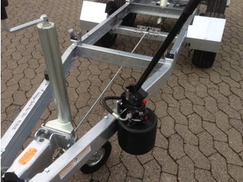 Новый Самосвальный прицеп Humbaur HUK 272715 Heckkipper 2,7 t. 2680 x 1500 x 300mm: фото 4 Новый Самосвальный прицеп Humbaur HUK 272715 Heckkipper 2,7 t. 2680 x 1500 x 300mm: фото 4