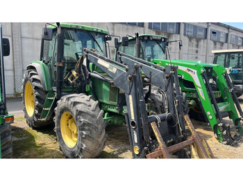 Трактор JOHN DEERE 6600