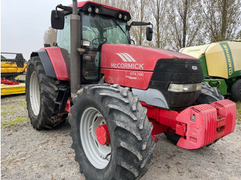 Трактор McCORMICK