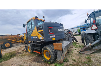Колёсный экскаватор VOLVO EWR150E