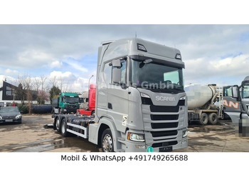 Грузовик-контейнеровоз/ Сменный кузов SCANIA S 450