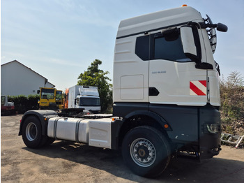 Тягач MAN TGX 18.510 BL 4x4 HydroDrive *Pritader/Hydr./ACC: фото 2 Тягач MAN TGX 18.510 BL 4x4 HydroDrive *Pritader/Hydr./ACC: фото 2