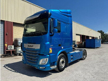 Тягач DAF XF 530