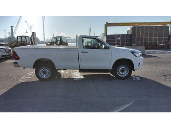 Пикап Toyota Hilux / Revo Pick-up single Cab pack security 2.4L Turbo Diesel Manual: фото 2