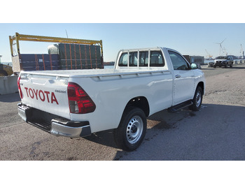 Пикап Toyota Hilux / Revo Pick-up single Cab pack security 2.4L Turbo Diesel Manual: фото 3