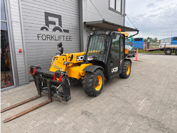 Телескопический погрузчик JCB