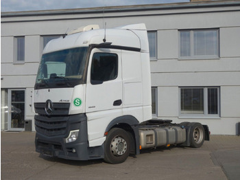 Тягач MERCEDES-BENZ Actros 1845