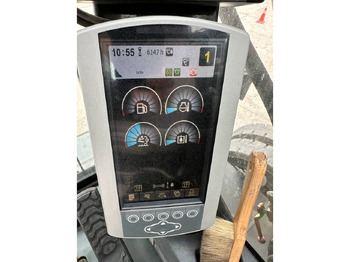 Колёсный экскаватор CAT MH3022: фото 5 Колёсный экскаватор CAT MH3022: фото 5