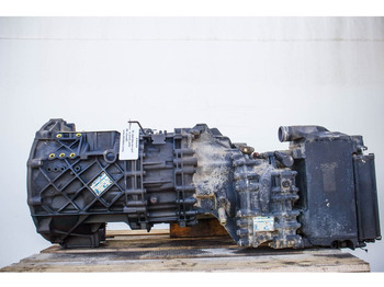 : фото в шапке страницы