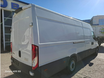 Пассажирский фургон IVECO Daily 35S16V A8: фото 4 Пассажирский фургон IVECO Daily 35S16V A8: фото 4