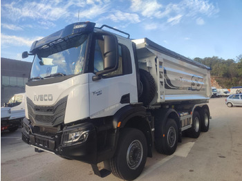 Самосвал IVECO T-WAY