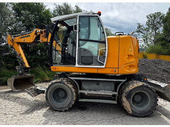 Колёсный экскаватор LIEBHERR A 910