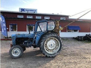 Трактор FORDSON
