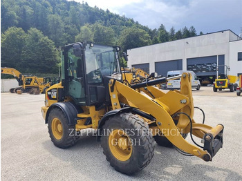 Колёсный погрузчик CATERPILLAR 908M
