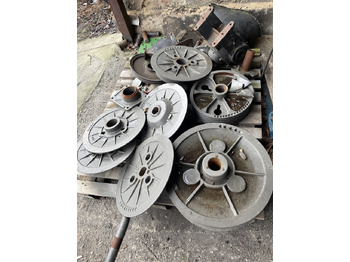 : фото в шапке страницы