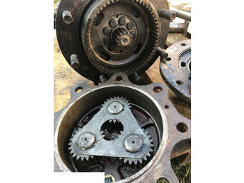 Ось и запчасти для Сельскохозяйственной техники Claas Targo - Most: фото 3 Ось и запчасти для Сельскохозяйственной техники Claas Targo - Most: фото 3