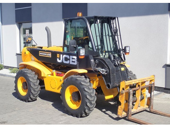 Телескопический погрузчик JCB