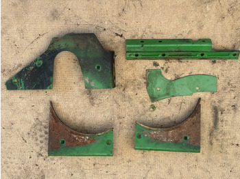 Кузов и экстерьер JOHN DEERE