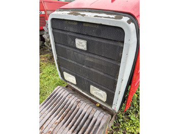 Решётка радиатора MASSEY FERGUSON