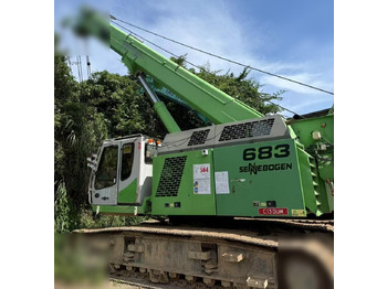 : фото в шапке страницы