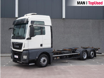 Грузовик-контейнеровоз/ Сменный кузов MAN TGX 26.510