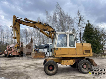 Колёсный экскаватор LIEBHERR A 900
