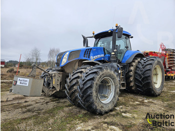 Трактор NEW HOLLAND T8