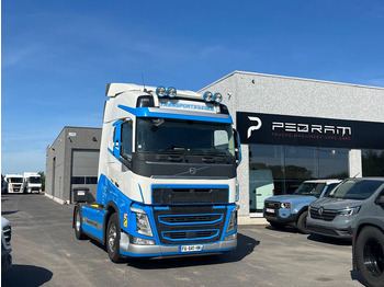Тягач VOLVO FH 500